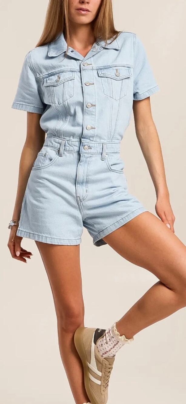 Levi’s Short Sleeve heritage Romper in light wash XS vintage inspired